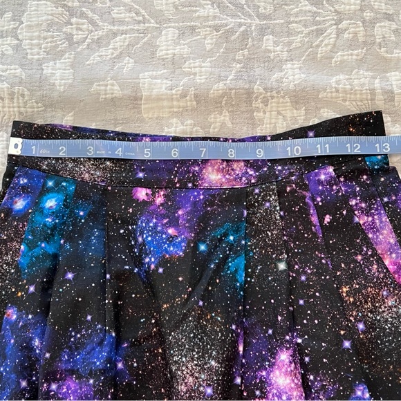 Birds of North America Starique skirt - Picture 3 of 3